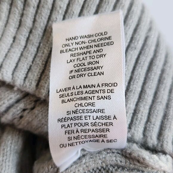 Elie Tahari Mint Green Sweater Vest Size L - Soft Knit, Chic Layering Piece - Picture 7 of 7